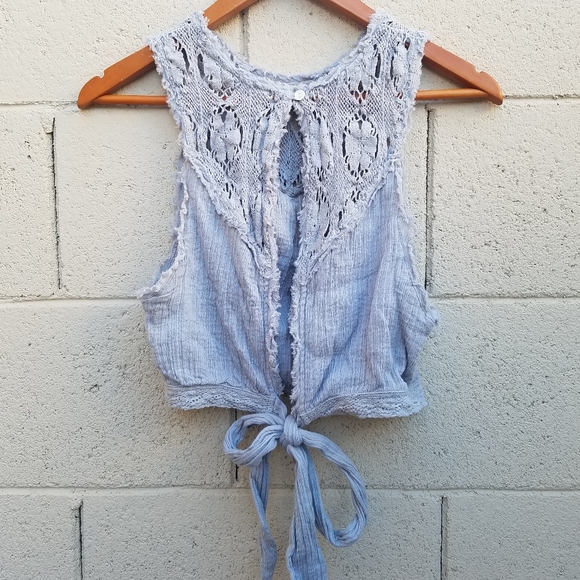 Free People Tops - Free People Gray Crop Top with Tie Back Size M